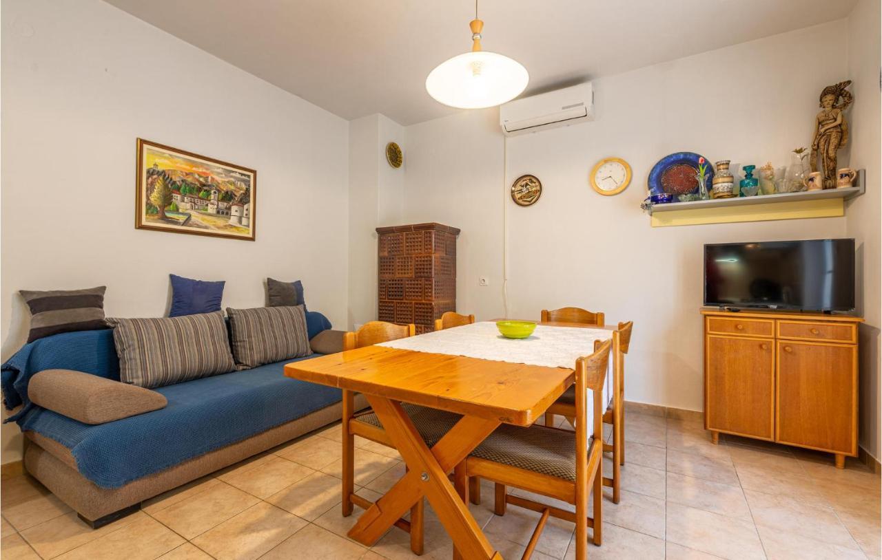Stunning Apartment In Zadar With Wifi エクステリア 写真
